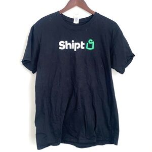 GILDAN SHIPT Unisex Size Large Black Green Short Sleeve Graphic Work TShirt M7